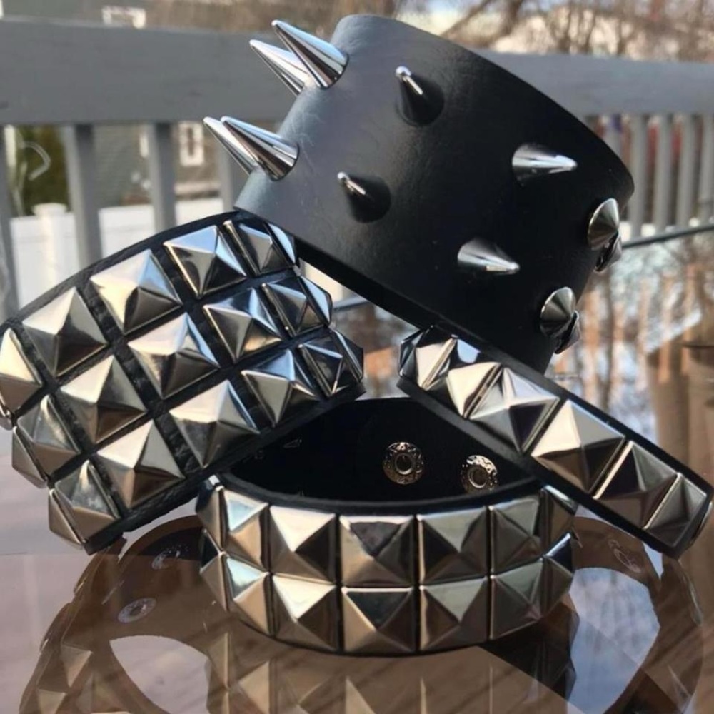 4 pcs Gothic PU leather Studded Spike bracelets , Punk Grunge wristbands